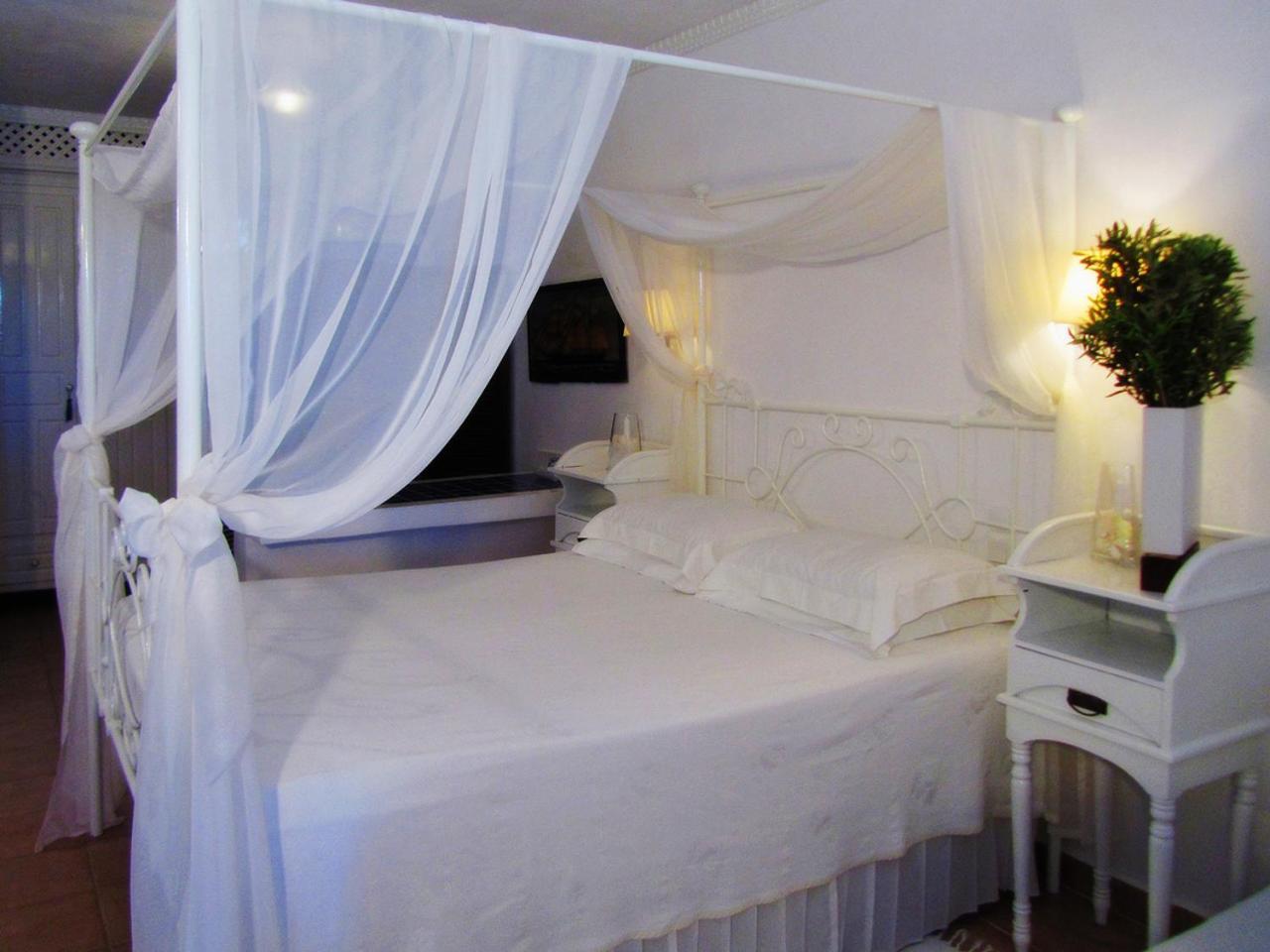 Porto Scoutari Romantic Hotel Skála Dış mekan fotoğraf